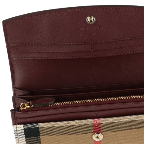 burberry wallet womens canada|purses that look like Burberry.